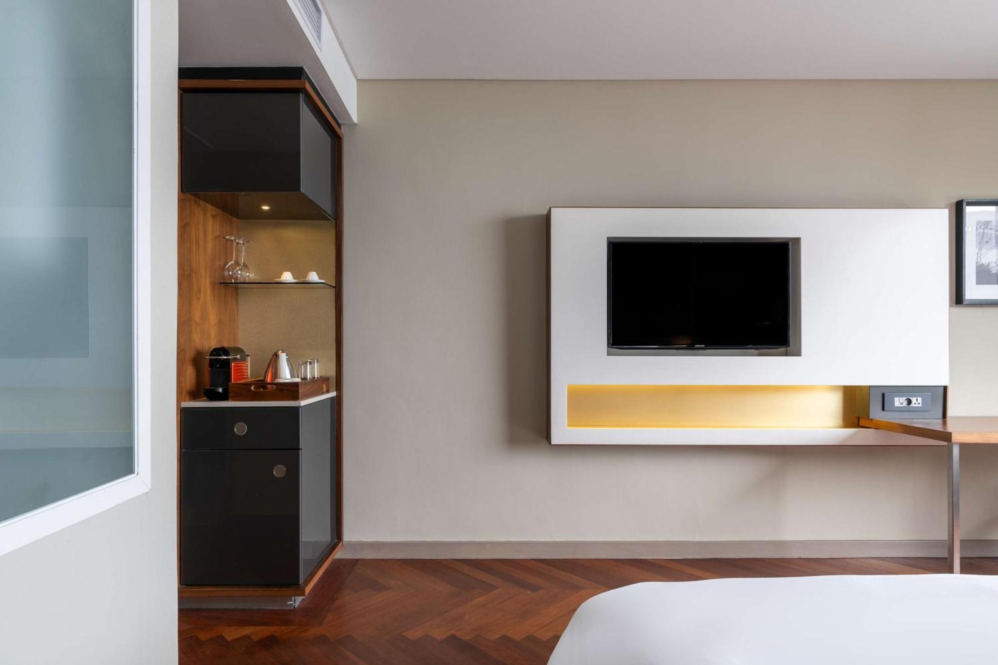 Radisson Blu Okoume Palace Hotel, Libreville Ngoại thất bức ảnh