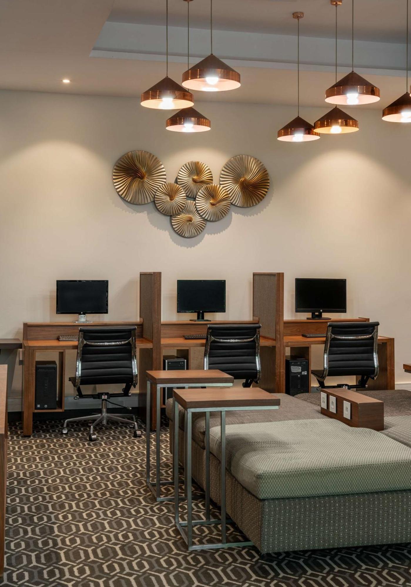 Radisson Blu Okoume Palace Hotel, Libreville Ngoại thất bức ảnh