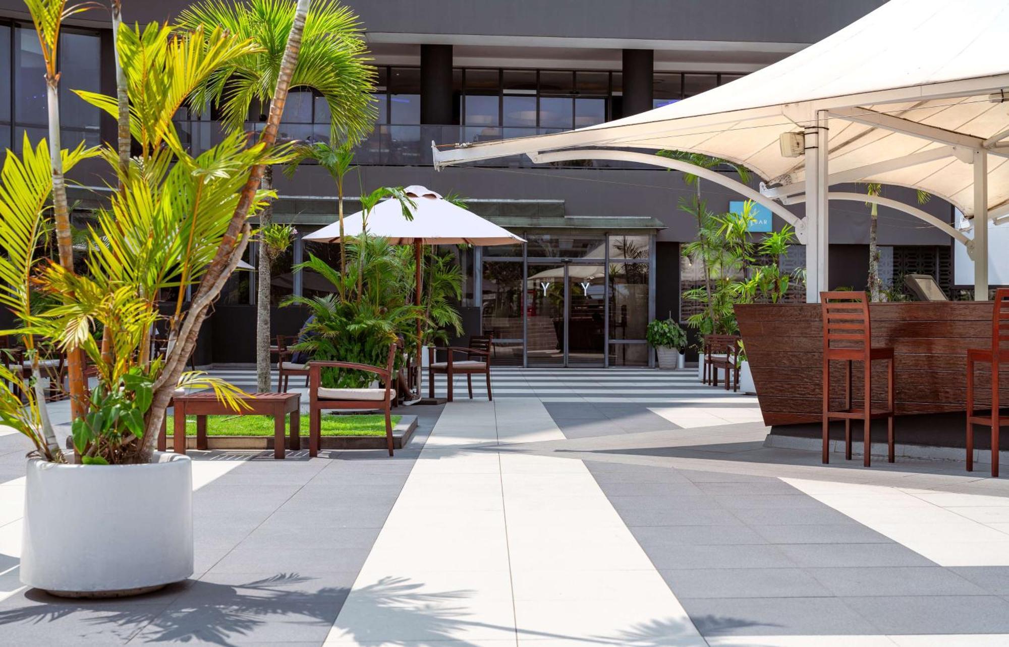 Radisson Blu Okoume Palace Hotel, Libreville Ngoại thất bức ảnh