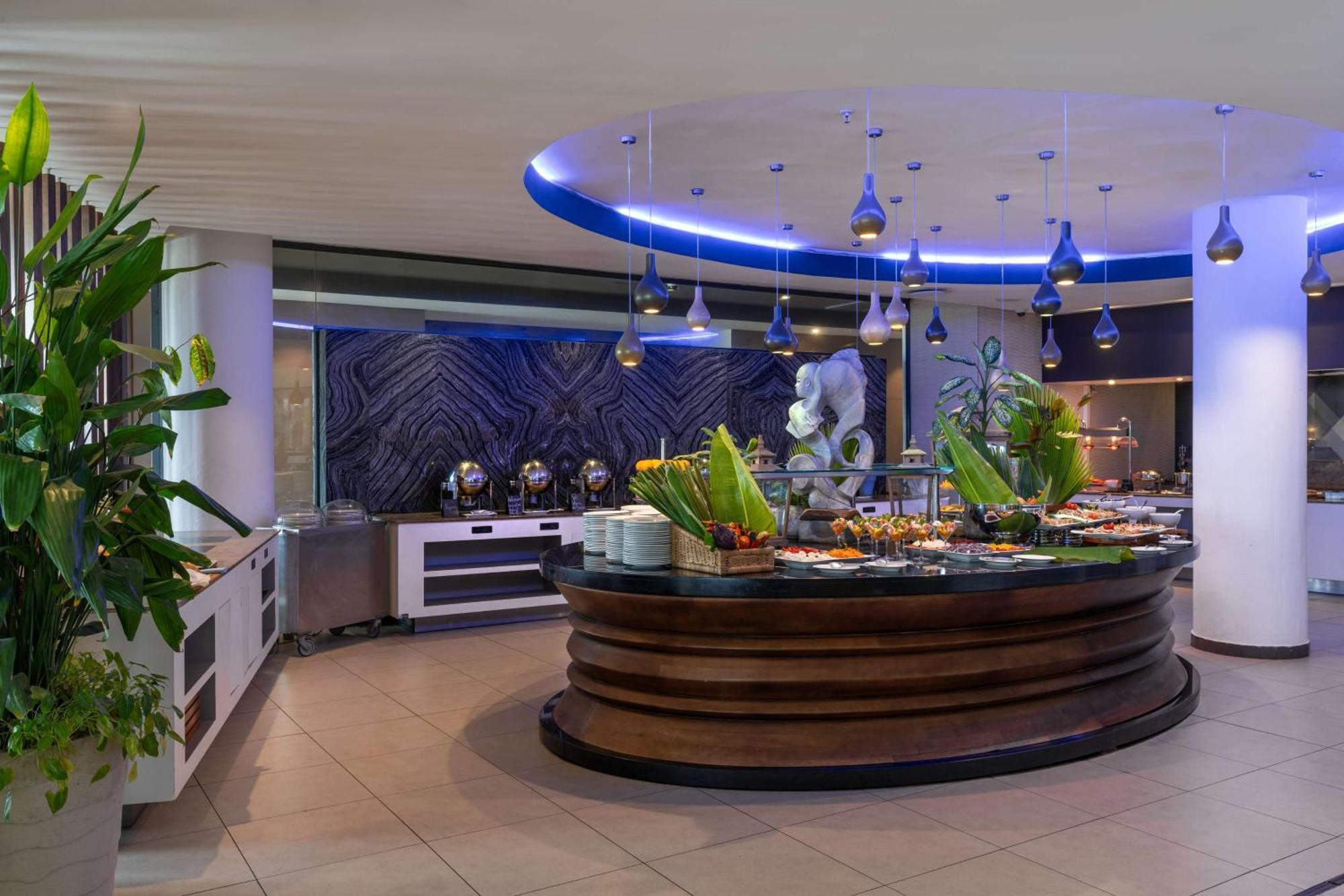 Radisson Blu Okoume Palace Hotel, Libreville Ngoại thất bức ảnh